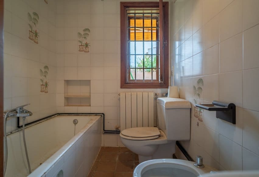 6 Zimmer Villa zu verkaufen in Torrevieja mit Garage - 520.000 € (Ref: 10043719)