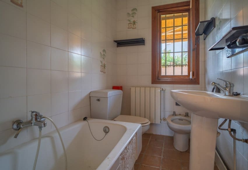 6 Zimmer Villa zu verkaufen in Torrevieja mit Garage - 520.000 € (Ref: 10043719)