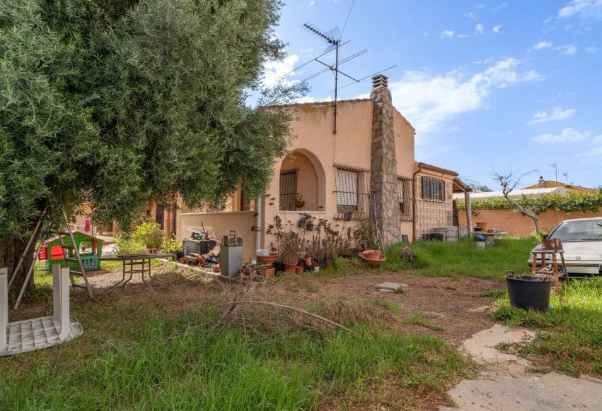 6 Zimmer Villa zu verkaufen in Torrevieja mit Garage - 520.000 € (Ref: 10043719)