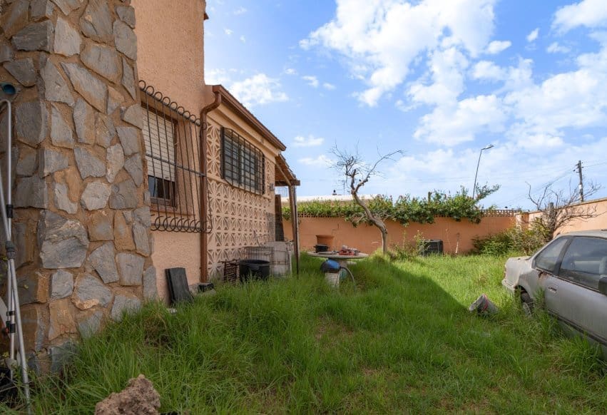 6 Zimmer Villa zu verkaufen in Torrevieja mit Garage - 520.000 € (Ref: 10043719)