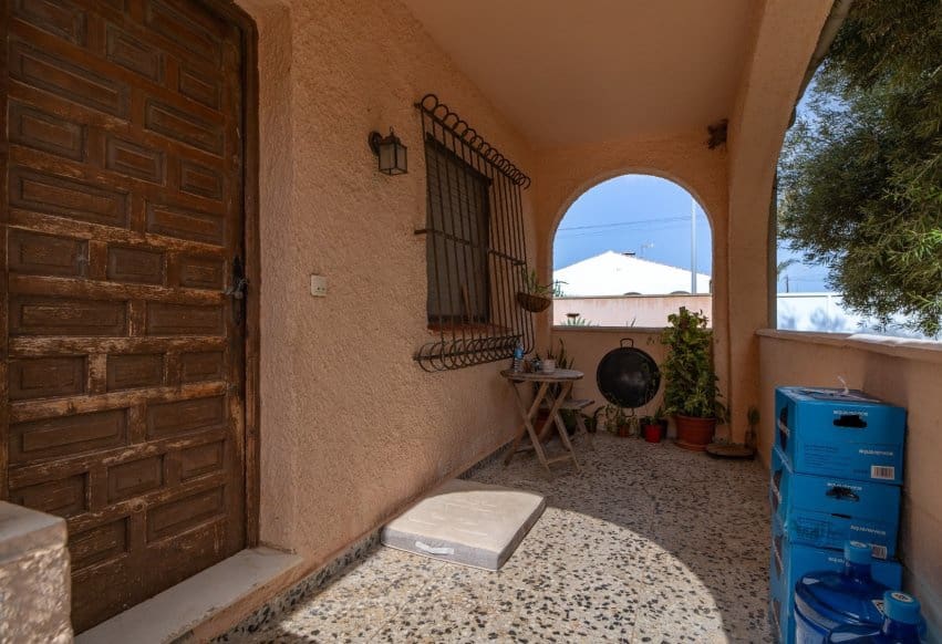 6 Zimmer Villa zu verkaufen in Torrevieja mit Garage - 520.000 € (Ref: 10043719)