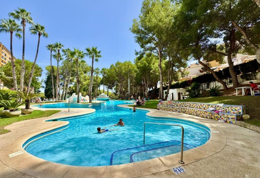 Apartamento de 2 habitaciones en Orihuela Costa en venta con piscina - 199.000 € (Ref: 10046218)