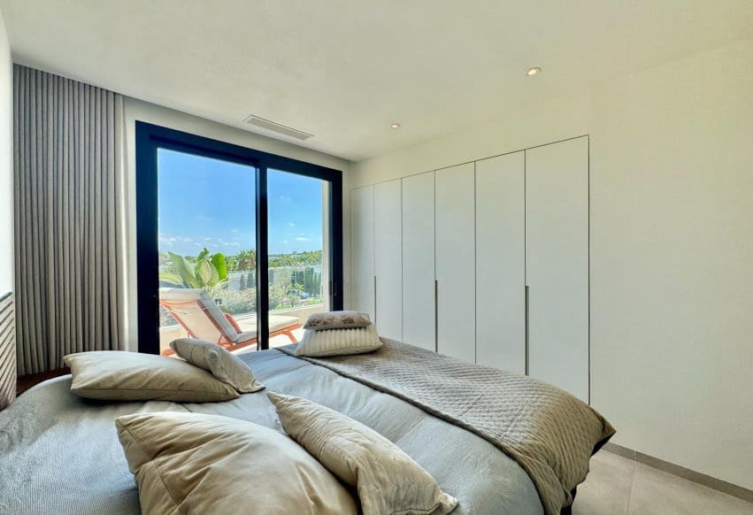 3 slaapkamer Appartement te koop in Orihuela met zwembad - € 819.000 (Ref: 10046219)