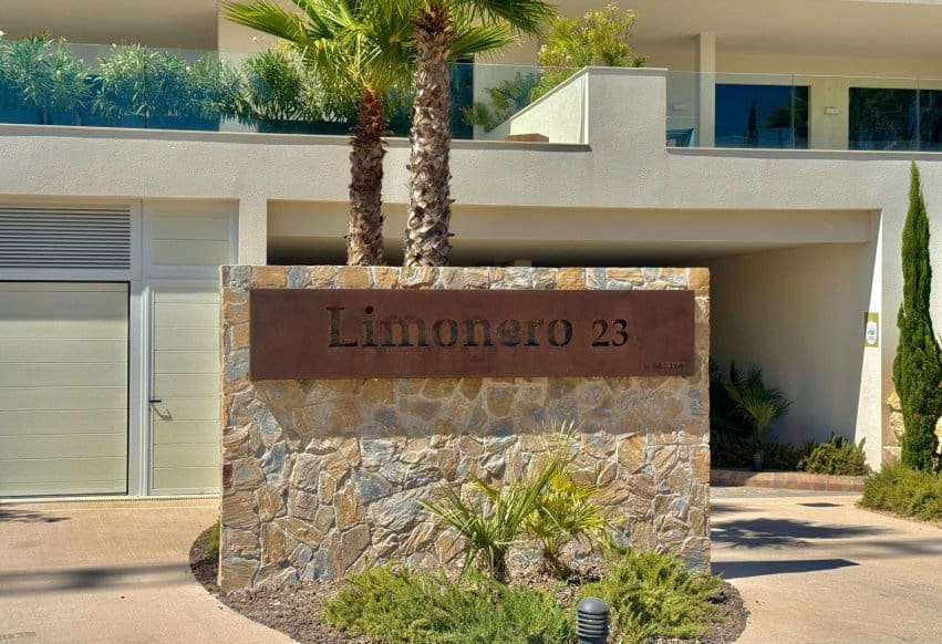 3 slaapkamer Appartement te koop in Orihuela met zwembad - € 819.000 (Ref: 10046219)