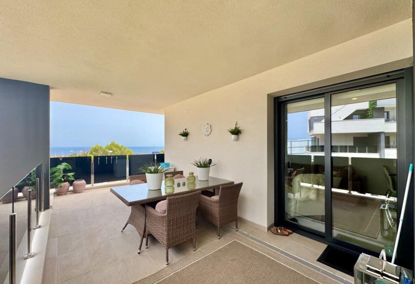 3 soverom Strandleiligheter til salgs i Orihuela Costa med svømmebasseng - € 485 000 (Ref: 10046220)