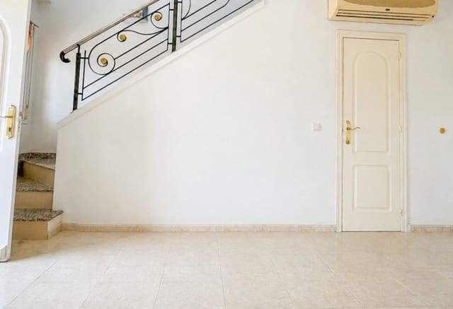 3 soverom Hus til salgs i Doña Pepa, Rojales med svømmebasseng - € 229 000 (Ref: 10048457)