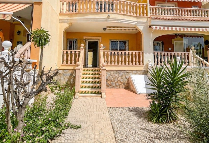 3 chambre Maison de Ville à vendre à Dona Pepa avec piscine - 229 000 € (Ref: 10048457)