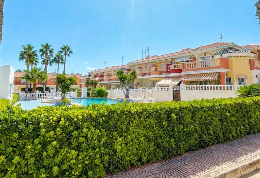 3 chambre Maison de Ville à vendre à Dona Pepa avec piscine - 229 000 € (Ref: 10048457)