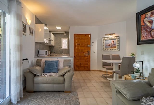 2 makuuhuone Omakotitalo myytävänä paikassa Cabo Cervera, Torrevieja - 179 900 € (Ref: 10048521)