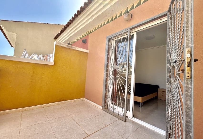 3 bedroom Townhouse for sale in Ciudad Quesada with pool - € 229,000 (Ref: 10049893)