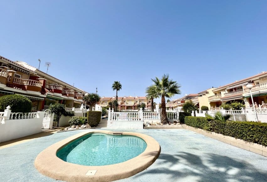 3 bedroom Townhouse for sale in Ciudad Quesada with pool - € 229,000 (Ref: 10049893)