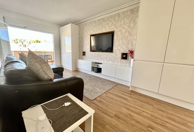 Apartamento de 2 habitaciones en Villamartin, Orihuela en venta con piscina - 169.900 € (Ref: 10049894)
