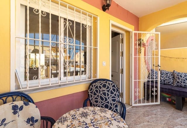 2 makuuhuone Omakotitalo myytävänä paikassa La Regia, Orihuela mukana uima-altaan - 199 000 € (Ref: 10051913)