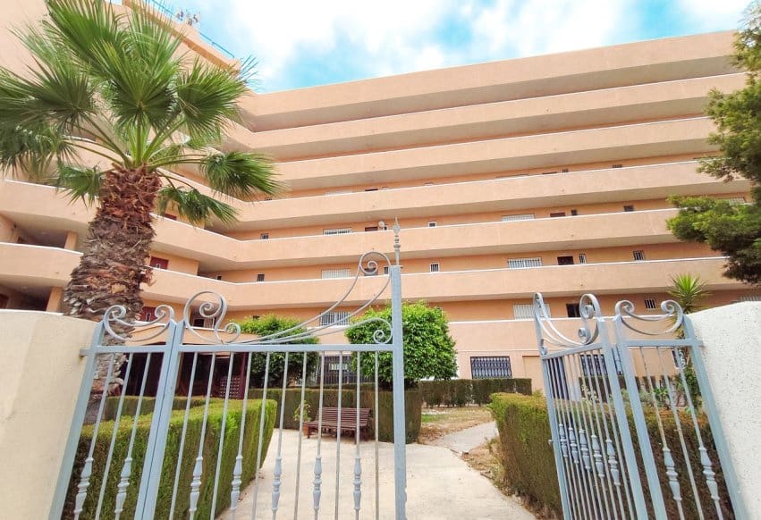 3 sypialnia Apartament przy plaży na sprzedaż w La Zenia z basenem - 269 000 € (Ref: 10051914)