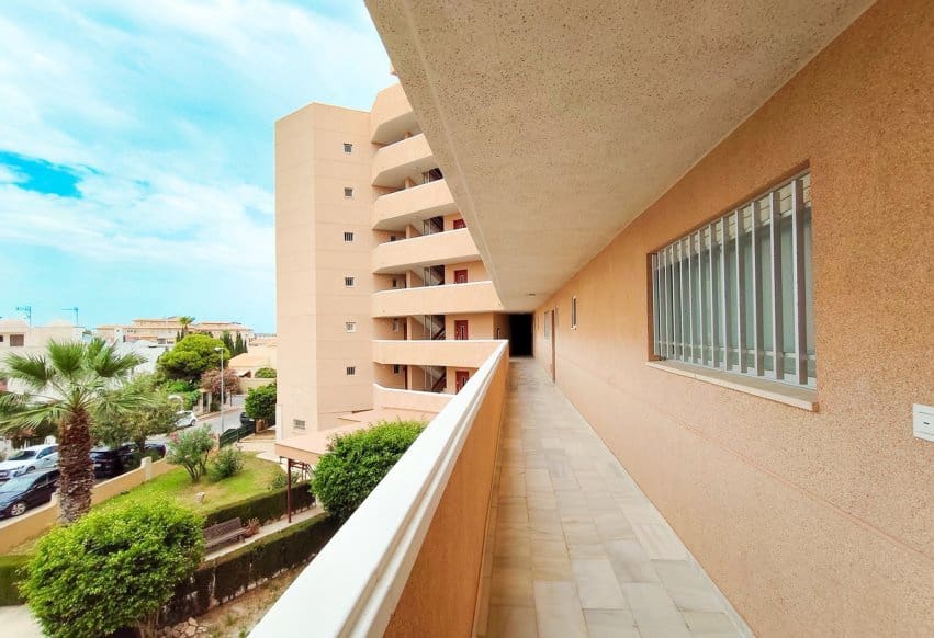 3 sypialnia Apartament przy plaży na sprzedaż w La Zenia z basenem - 269 000 € (Ref: 10051914)