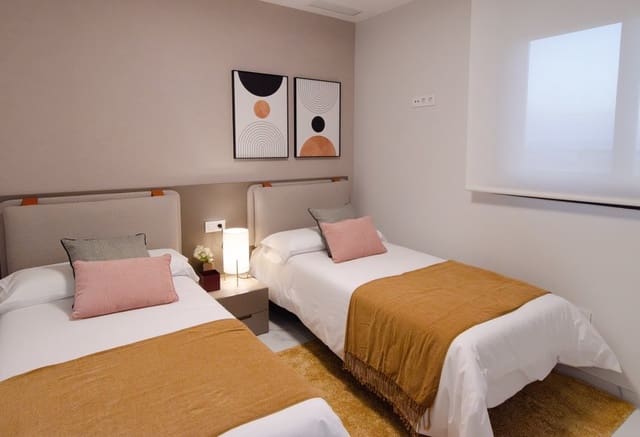 3 camera da letto Appartamento in vendita in El Chaparral - La Siesta - La Torreta, Torrevieja con piscina - 384.000 € (Rif: 10051917)