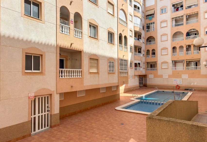 2 camera da letto Appartamento in vendita in Torrevieja con piscina - 119.000 € (Rif: 10052004)