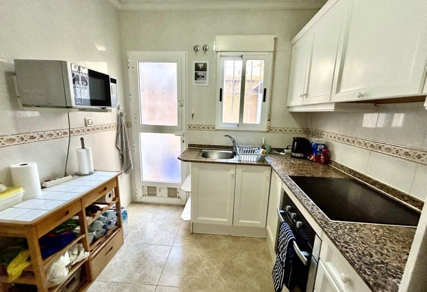 3 soverom Hus til salgs i La Zenia med svømmebasseng - € 199 900 (Ref: 10057877)