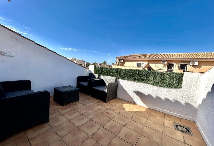 3 soverom Hus til salgs i La Zenia med svømmebasseng - € 199 900 (Ref: 10057877)