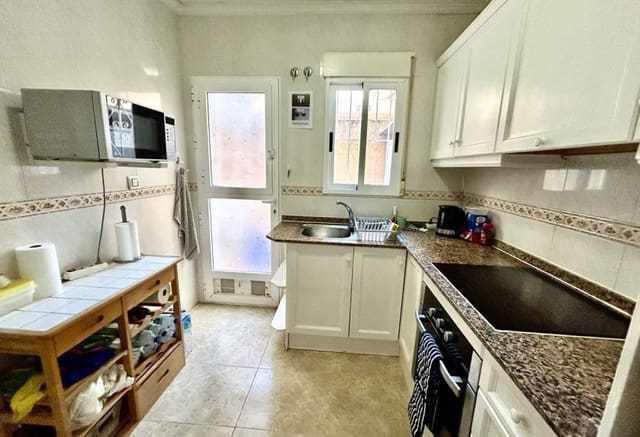 3 soverom Hus til salgs i La Zenia, Orihuela med svømmebasseng - € 199 900 (Ref: 10057877)