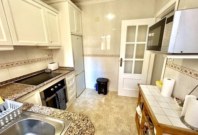 3 soverom Hus til salgs i La Zenia, Orihuela med svømmebasseng - € 199 900 (Ref: 10057877)