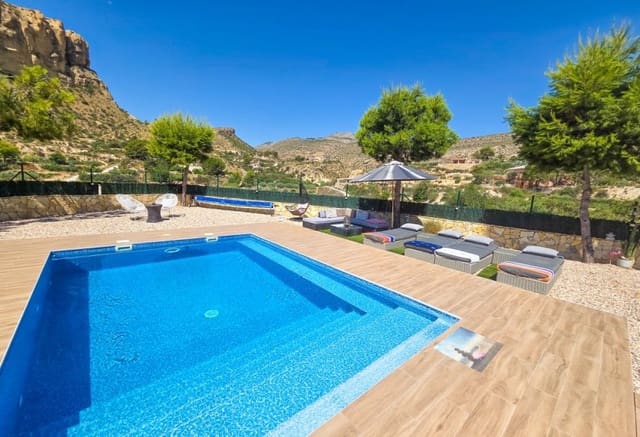 3 soverom Villa til salgs i Crevillente / Crevillent med svømmebasseng - € 395 000 (Ref: 10057878)