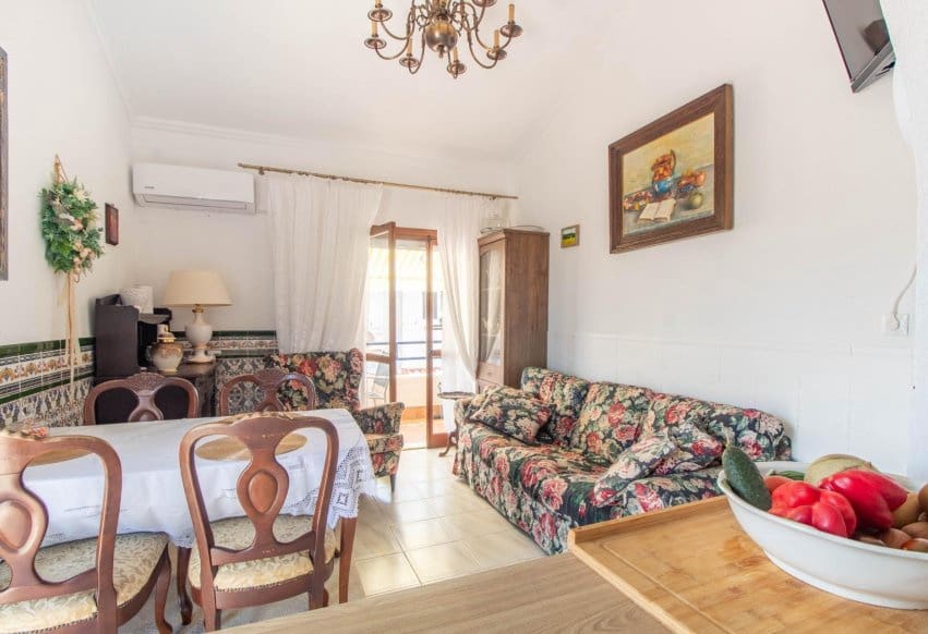 1 camera da letto Bungalow in vendita in Torrevieja con piscina - 124.900 € (Rif: 10062994)
