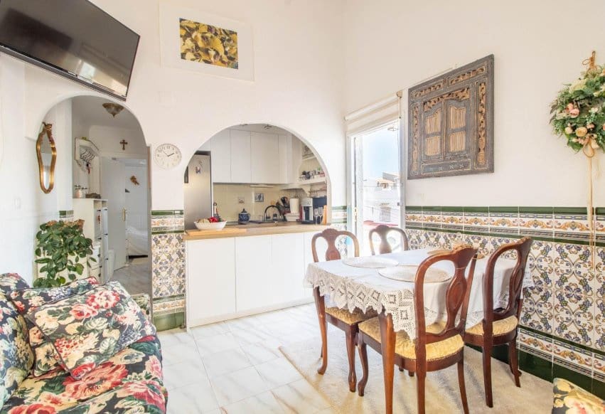 1 camera da letto Bungalow in vendita in Torrevieja con piscina - 124.900 € (Rif: 10062994)