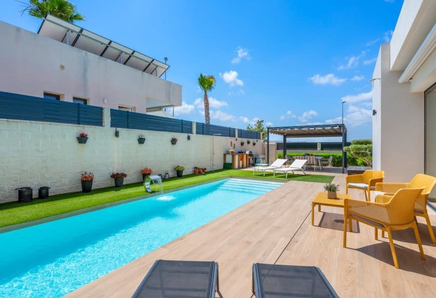3 chambre Villa/Maison à vendre à Benijofar avec piscine garage - 599 000 € (Ref: 10065416)