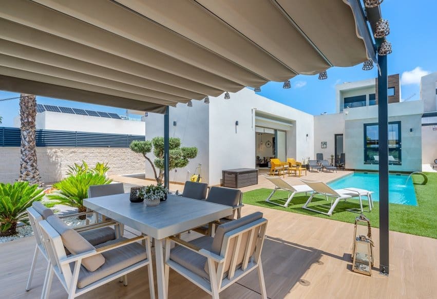 3 chambre Villa/Maison à vendre à Benijofar avec piscine garage - 599 000 € (Ref: 10065416)