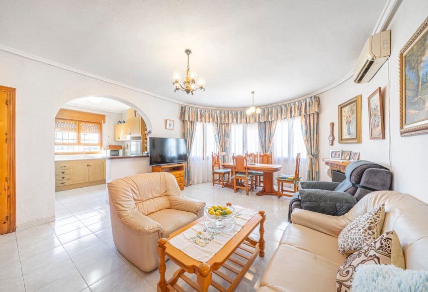 5 Zimmer Villa zu verkaufen in Rojales - 359.000 € (Ref: 10065418)