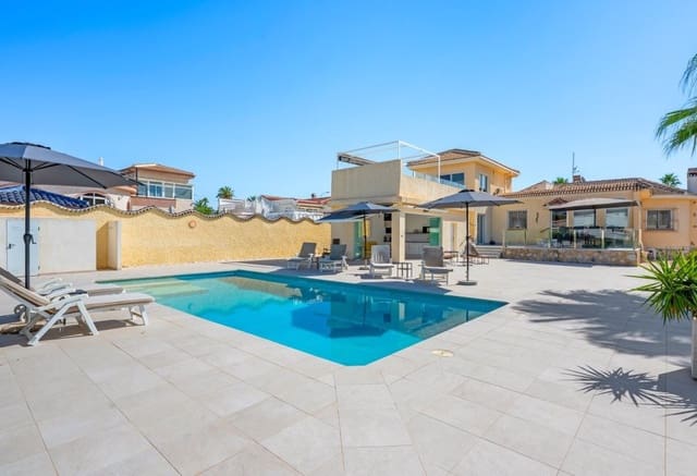 3 soveværelse Villa til salg i Ciudad Quesada, Rojales - € 575.000 (Ref: 10065419)