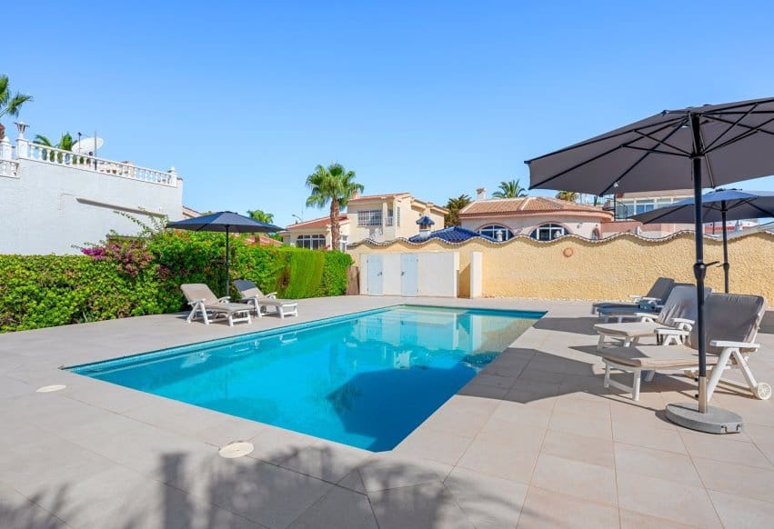 3 soveværelse Villa til salg i Rojales - € 575.000 (Ref: 10065419)