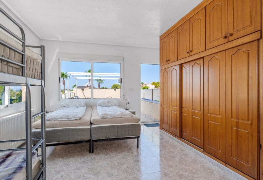 3 soveværelse Villa til salg i Rojales - € 575.000 (Ref: 10065419)