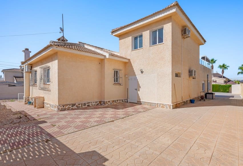 3 soveværelse Villa til salg i Rojales - € 575.000 (Ref: 10065419)