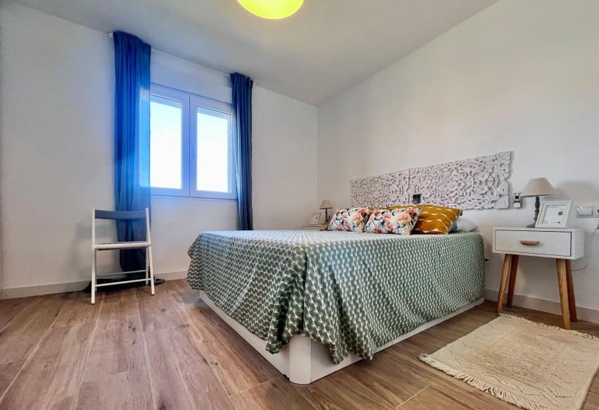 3 soveværelse Lejlighed til salg i Punta Prima med swimmingpool - € 259.700 (Ref: 10071008)