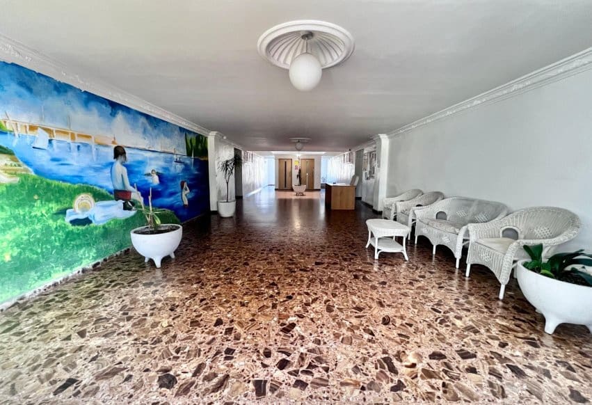 3 soveværelse Lejlighed til salg i Punta Prima med swimmingpool - € 259.700 (Ref: 10071008)