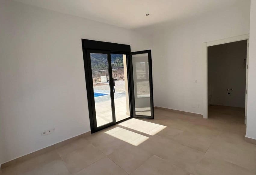 Chalet de 3 habitaciones en Torre del Rico en venta - 385.000 € (Ref: 10071021)