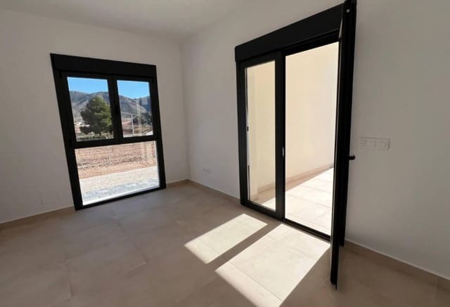 Chalet de 3 habitaciones en Torre del Rico, Jumilla en venta - 385.000 € (Ref: 10071021)