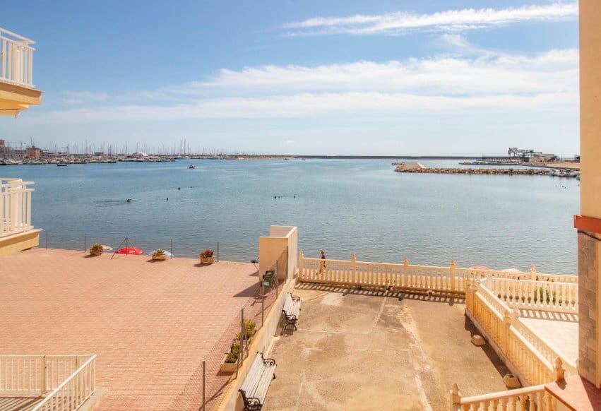 2 Zimmer Strandapartment zu verkaufen in Torrevieja - 250.000 € (Ref: 10071022)