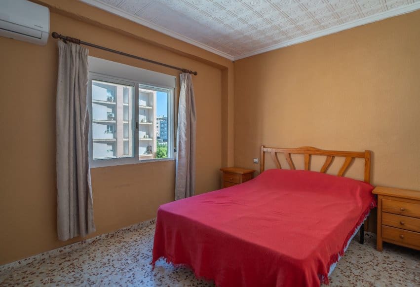 4 makuuhuone Kattohuoneisto myytävänä paikassa Torrevieja mukana 
autotalli - 199 900 € (Ref: 10073380)
