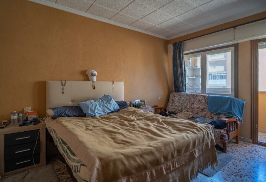 4 makuuhuone Kattohuoneisto myytävänä paikassa Torrevieja mukana 
autotalli - 199 900 € (Ref: 10073380)