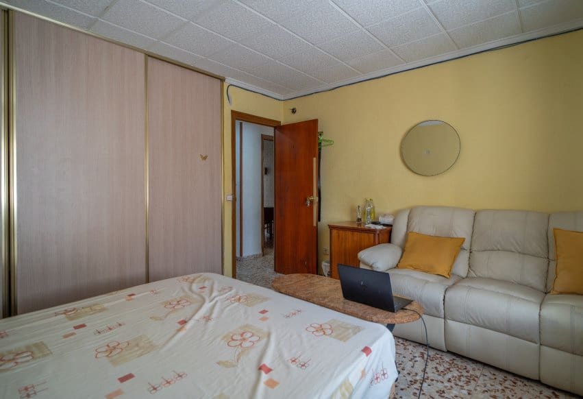 4 makuuhuone Kattohuoneisto myytävänä paikassa Torrevieja mukana 
autotalli - 199 900 € (Ref: 10073380)