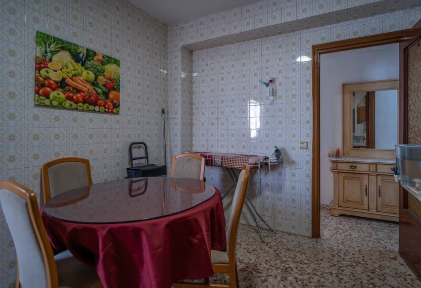 4 makuuhuone Kattohuoneisto myytävänä paikassa Torrevieja mukana 
autotalli - 199 900 € (Ref: 10073380)