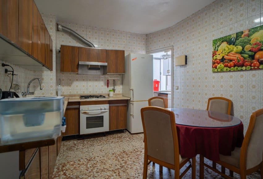 4 makuuhuone Kattohuoneisto myytävänä paikassa Torrevieja mukana 
autotalli - 199 900 € (Ref: 10073380)