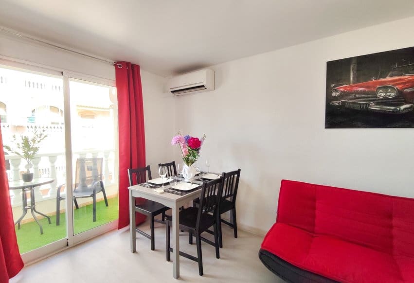 3 Zimmer Strandapartment zu verkaufen in Torrevieja - 185.500 € (Ref: 10073382)
