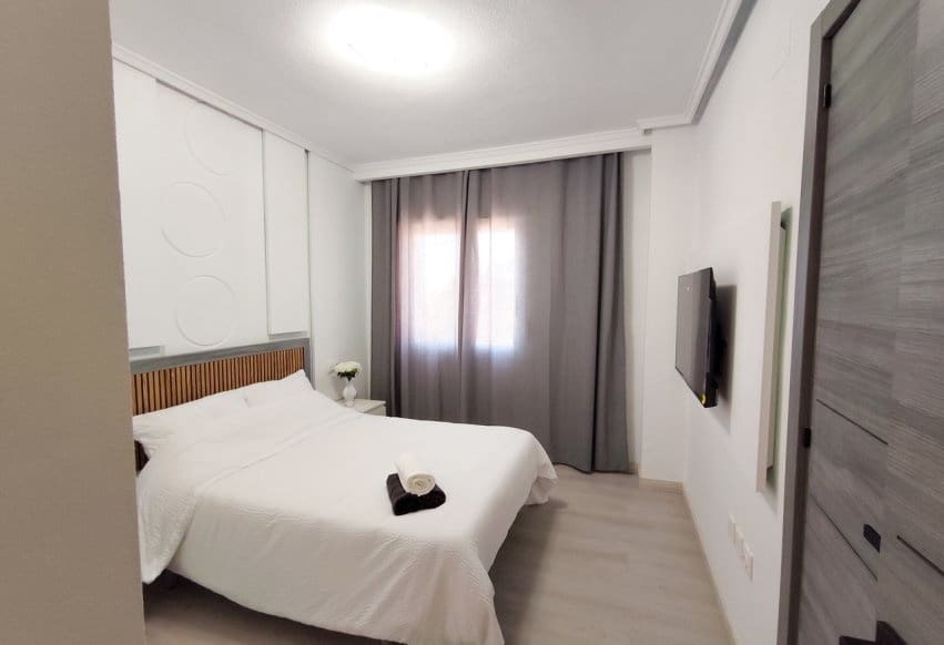 3 Zimmer Strandapartment zu verkaufen in Torrevieja - 185.500 € (Ref: 10073382)