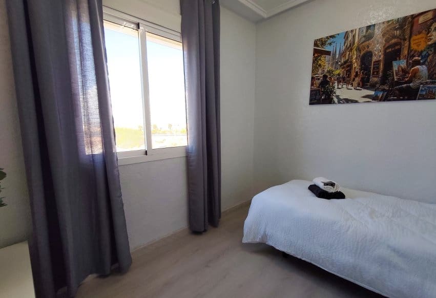 3 Zimmer Strandapartment zu verkaufen in Torrevieja - 185.500 € (Ref: 10073382)