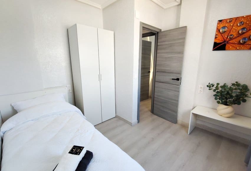 3 Zimmer Strandapartment zu verkaufen in Torrevieja - 185.500 € (Ref: 10073382)