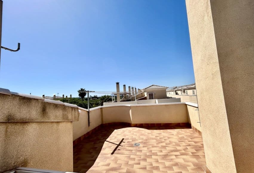 4 soveværelse Byhus til salg i Formentera del Segura med swimmingpool - € 230.000 (Ref: 10074896)